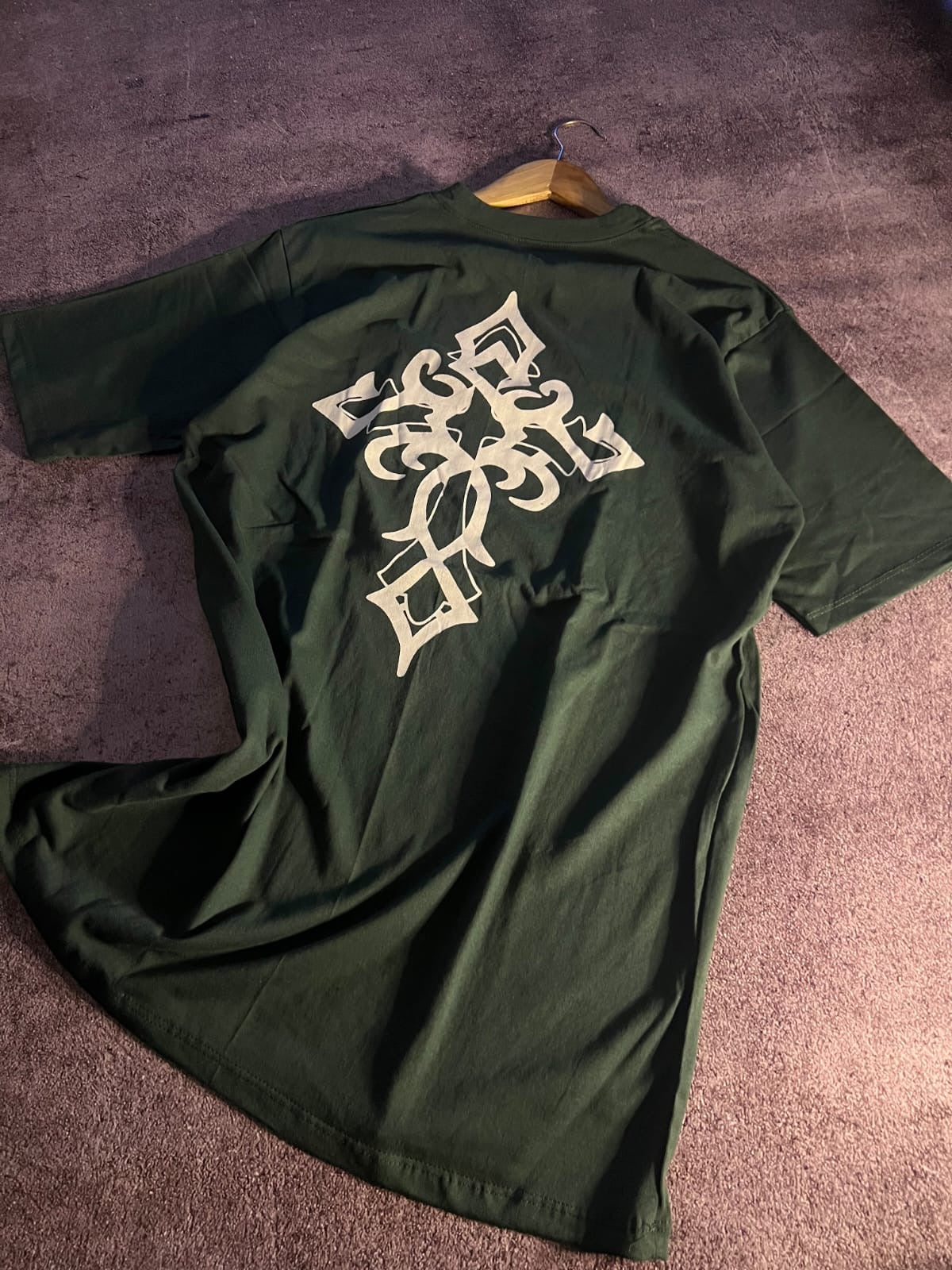 TEE ORNAMENTAL CROSS - FOREST GREEN